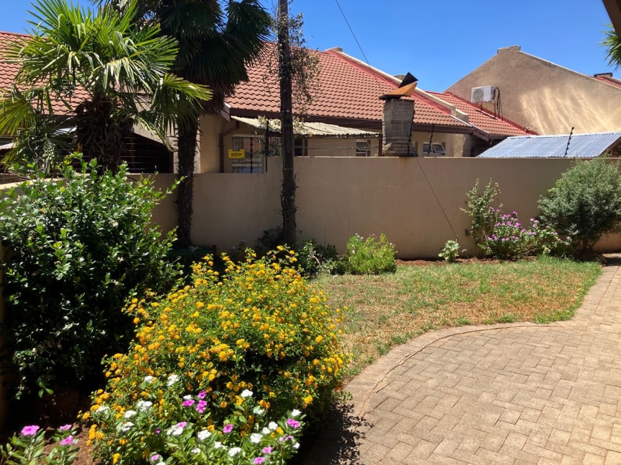 2 Bedroom Property for Sale in Uitsig Free State